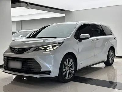 2024 Toyota Sienna 2.5L Hybrid Premium Edition, фото 1, лот 10816008