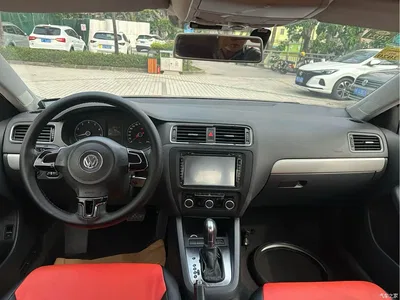 2012 Volkswagen Sagitar 1.6L Automatic Comfort Type, фото 4, лот 10457313