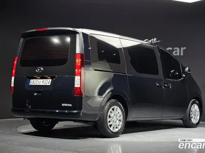 2022 Hyundai Staria Cargo 5-Seater, фото 2, лот 10395539