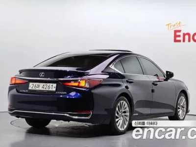 2019 Lexus ES 300h Executive, фото 2, лот 10033848