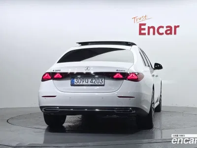 2026 Mercedes-Benz E-Class E300 4MATIC Exclusive, фото 3, лот 10190798