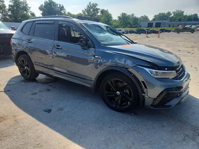 2023 VOLKSWAGEN TIGUAN SE R-LINE BLACK, фото 4, лот 10827904