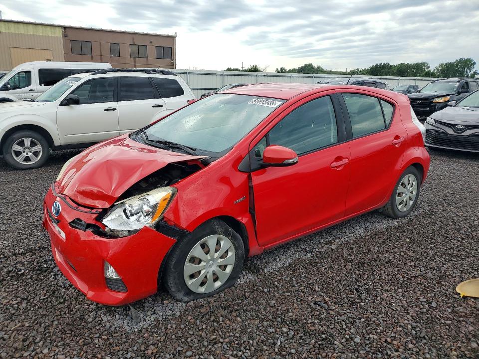 2013 TOYOTA PRIUS C TWO, фото 1, лот 10534548