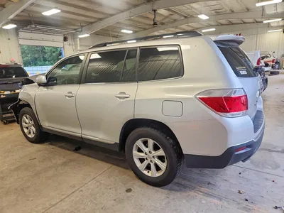 2013 TOYOTA HIGHLANDER SE, фото 2, лот 10534522