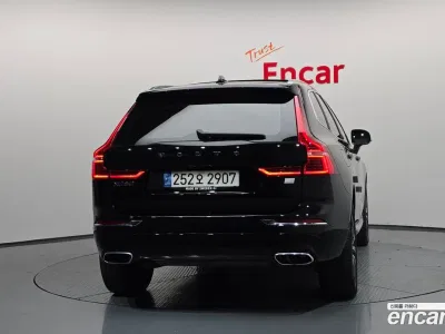 2021 Volvo XC60 T8 Inscription, фото 4, лот 10205835