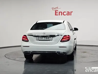 2017 Mercedes-Benz E-Class E220d 4MATIC Exclusive, фото 3, лот 10067420
