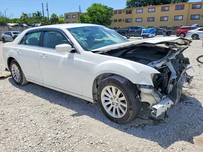 2014 CHRYSLER 300, фото 4, лот 10865555