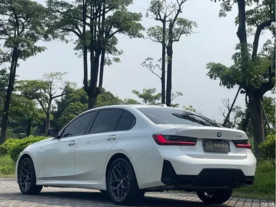 2025 BMW 3 Series 330Li M Sport Night Edition, фото 4, лот 11192413