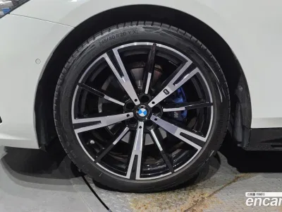 2025 BMW 5-Series 530i xDrive M Sport, фото 4, лот 10108808