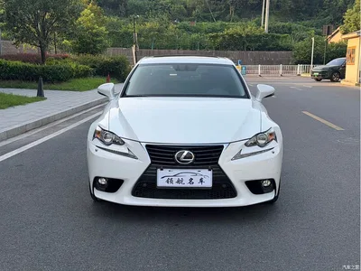 2015 Lexus IS 200t Trend Edition, фото 2, лот 10315594