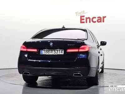 2022 BMW 5-Series 520i M Sport, фото 4, лот 10219100