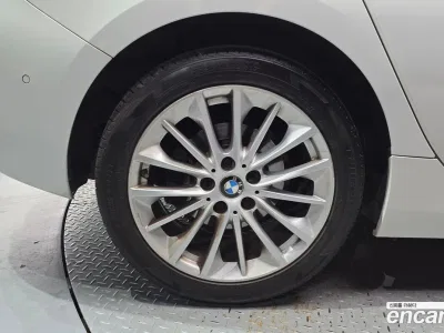 2021 BMW 1-Series 118d Joy, фото 4, лот 10041086