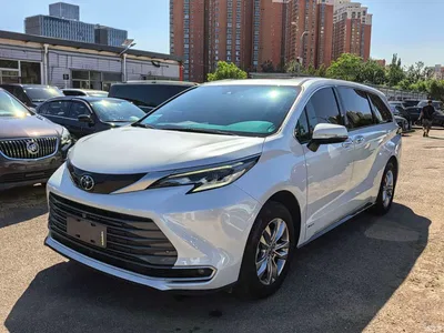 2024 Toyota Sienna 2.5L Hybrid 4WD Premium Edition, фото 1, лот 10269900
