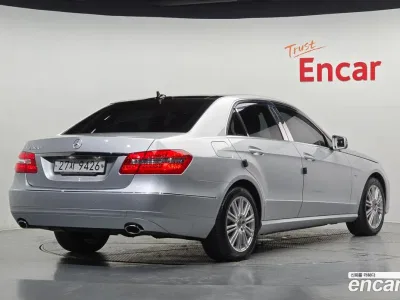 2012 Mercedes-Benz E-Class E300 Elegance, фото 1, лот 10056284