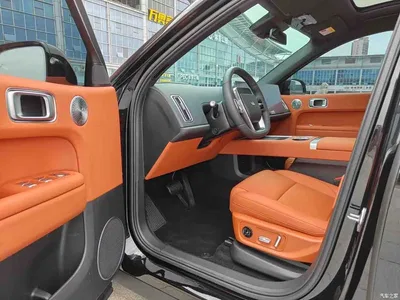 2025 Li Auto L6 Max Smart Renewal Edition, фото 4, лот 10481404