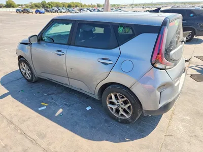 2023 KIA SOUL LX, фото 2, лот 10783914
