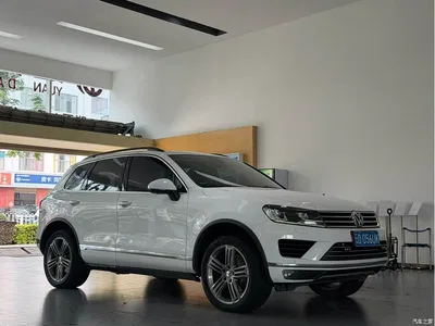 2017 Volkswagen Touareg 3.0TSI Expedition Edition, фото 2, лот 10417975