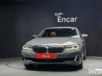 2021 BMW 5-Series 520i Luxury, фото 3, лот 10780850