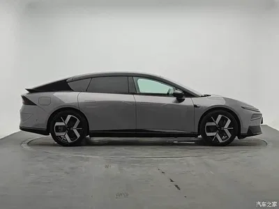2025 XPeng P7+ Extended Range, фото 4, лот 10381547