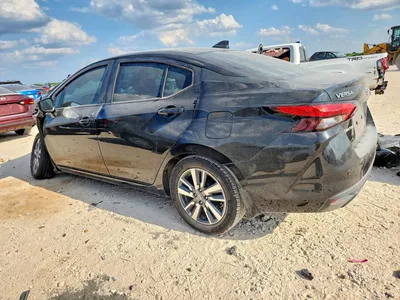 2020 NISSAN VERSA SV, фото 2, лот 10742956