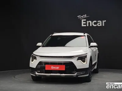 2023 Kia Niro Prestige, фото 3, лот 10809389