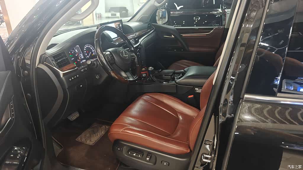 2019 Lexus LX, фото 4, лот 11066992