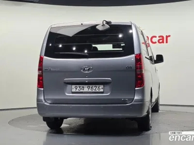 2013 Hyundai Starex 5-Seater VAN, фото 4, лот 10161521