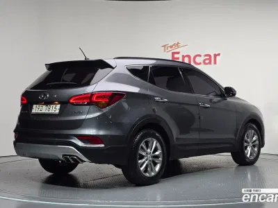 2016 Hyundai Santafe Diesel 2.0 2WD, фото 2, лот 10831784