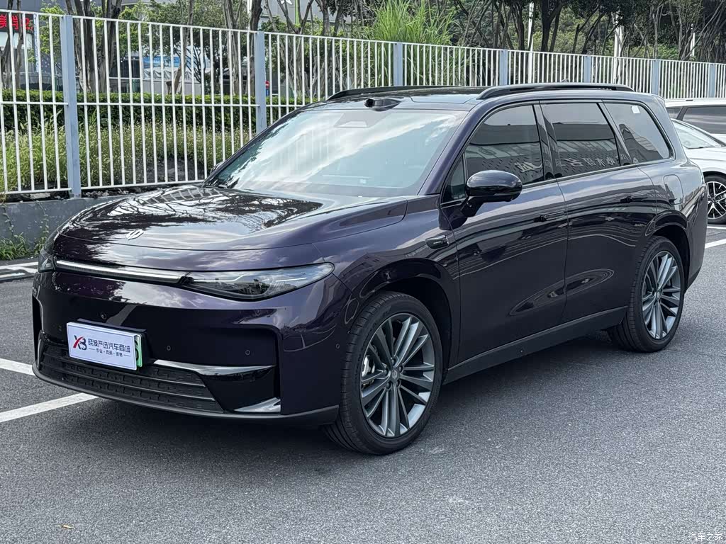 2026 Leapmotor C16 Model Year EREV 280 LiDAR Premium Edition 6-Seater, фото 1, лот 11223542