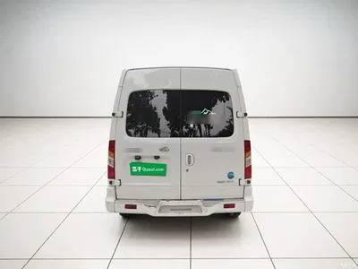 2021 SAIC Maxus Xintu V80 2.0T PLUS AMT All-round King Short Wheelbase Medium Roof 5/6/7/8/9-seater, фото 3, лот 11160897