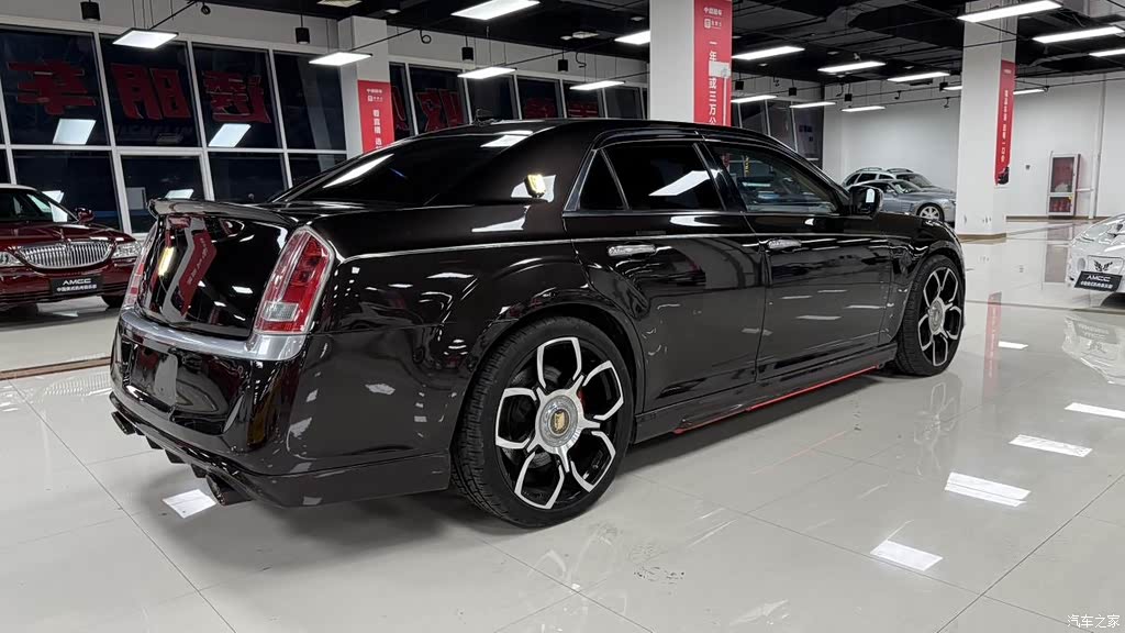 2013 Chrysler 300C (Import) 3.6L Premium Edition, фото 4, лот 10771912