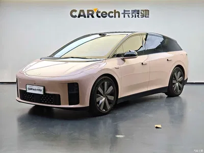 2025 Li Auto i6 4WD Base Model, фото 1, лот 10397048