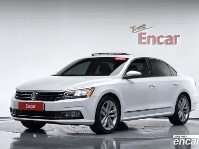 2018 Volkswagen Passat 2.0 TSI, фото 1, лот 10218718