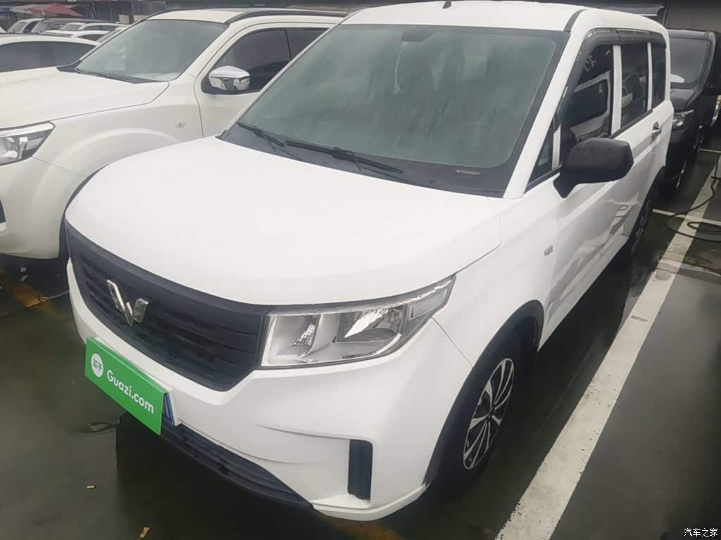 2019 Wuling Motors Wuling Hongguang PLUS 1.5T Manual Standard 5-Seater, фото 2, лот 11204445