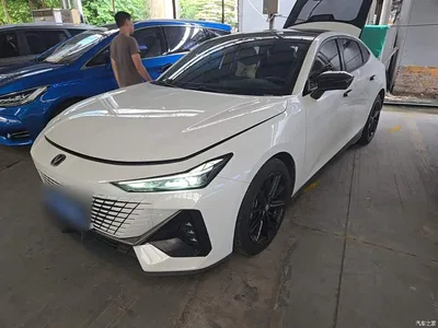 2024 Changan UNI-V 1.5T High Performance Edition, фото 1, лот 10254171