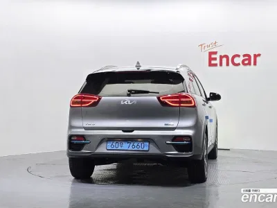 2022 Kia Niro Prestige, фото 4, лот 10217765