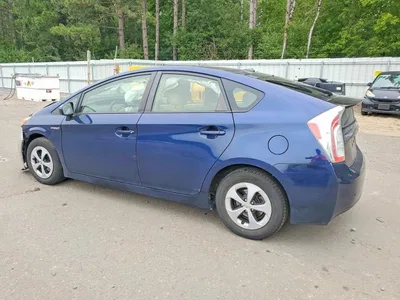 2013 TOYOTA PRIUS THREE, фото 2, лот 10525219