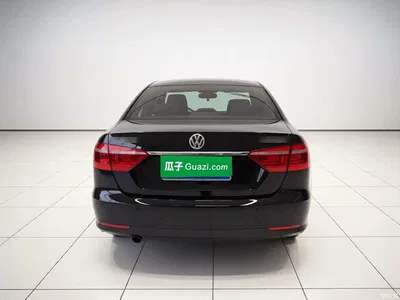 2013 Volkswagen Lavida Facelift Classic 1.6L Manual Trend, фото 3, лот 10389986