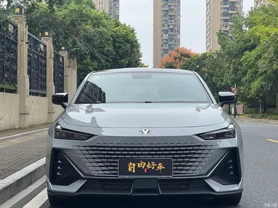 2022 Changan UNI-V 1.5T Premium Model, фото 2, лот 11194607