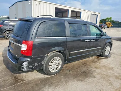 2012 CHRYSLER TOWN & COUNTRY LIMITED, фото 3, лот 10656426