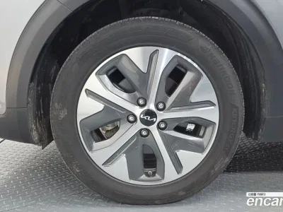 2022 Kia Niro Prestige, фото 4, лот 10522996