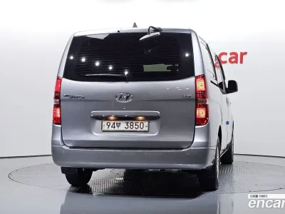 2021 Hyundai Starex Van 5-Seater, фото 4, лот 10518329