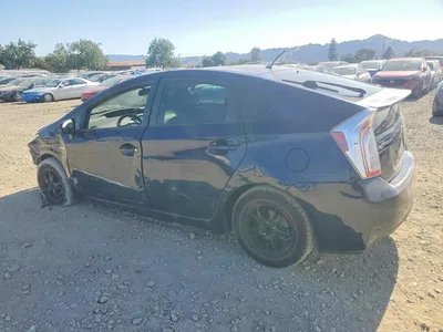 2014 TOYOTA PRIUS TWO, фото 2, лот 10498149