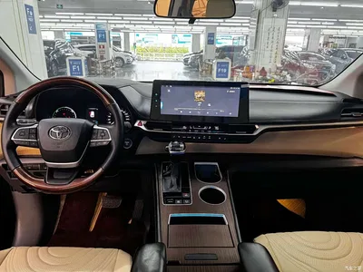 2024 Toyota Sienna 2.5L Hybrid Comfort Edition, фото 4, лот 10271106