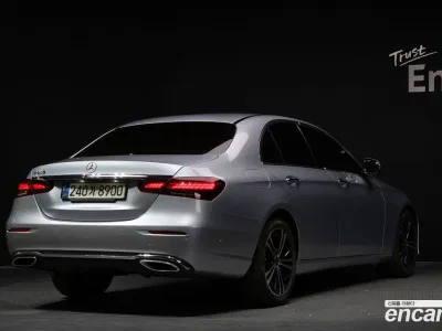 2022 Mercedes-Benz E-Class E250 Avantgarde, фото 2, лот 10169135