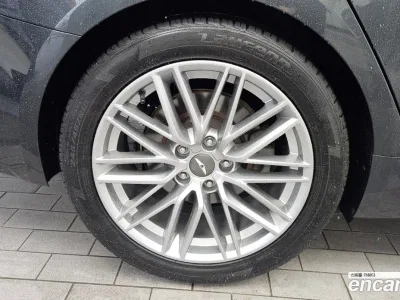 2019 Genesis G70 2.0T, фото 4, лот 10043524