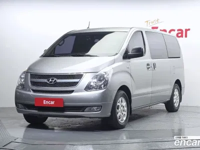 2015 Hyundai Starex 3-Seater VAN, фото 1, лот 10161486