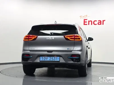 2022 Kia Niro Prestige, фото 4, лот 10205267