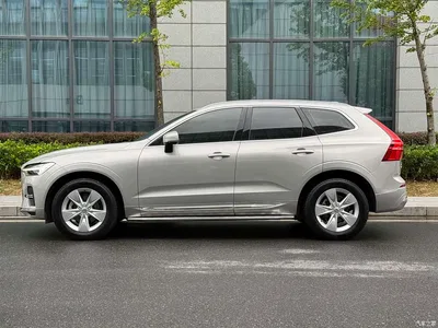 2022 Volvo XC60 B5 AWD R-Design, фото 4, лот 11502427