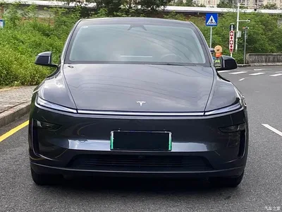 2025 Tesla Model Y Rear-Wheel Drive, фото 2, лот 11414116